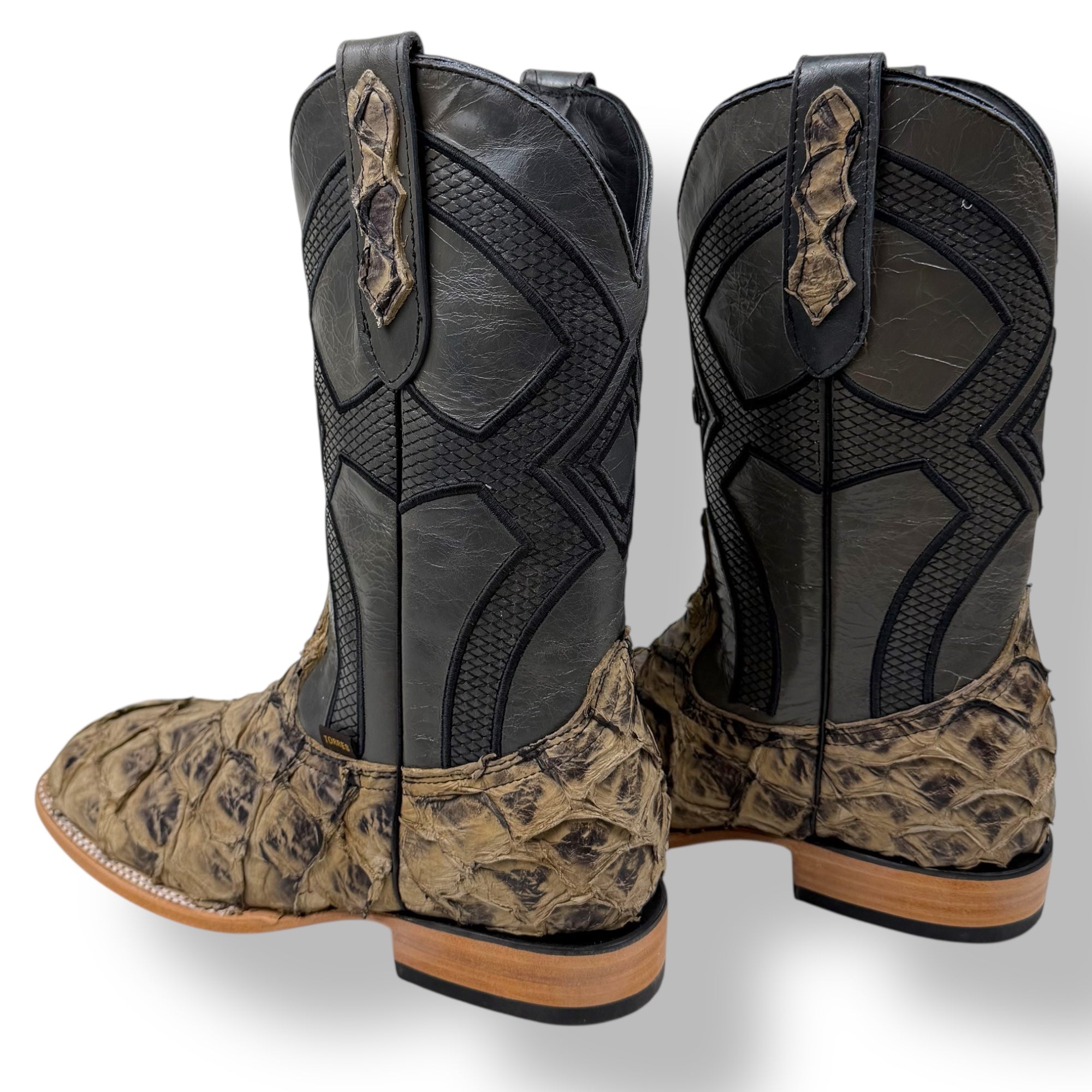 Pirarucu Musgo Matte Square Toe Cowboy Boot