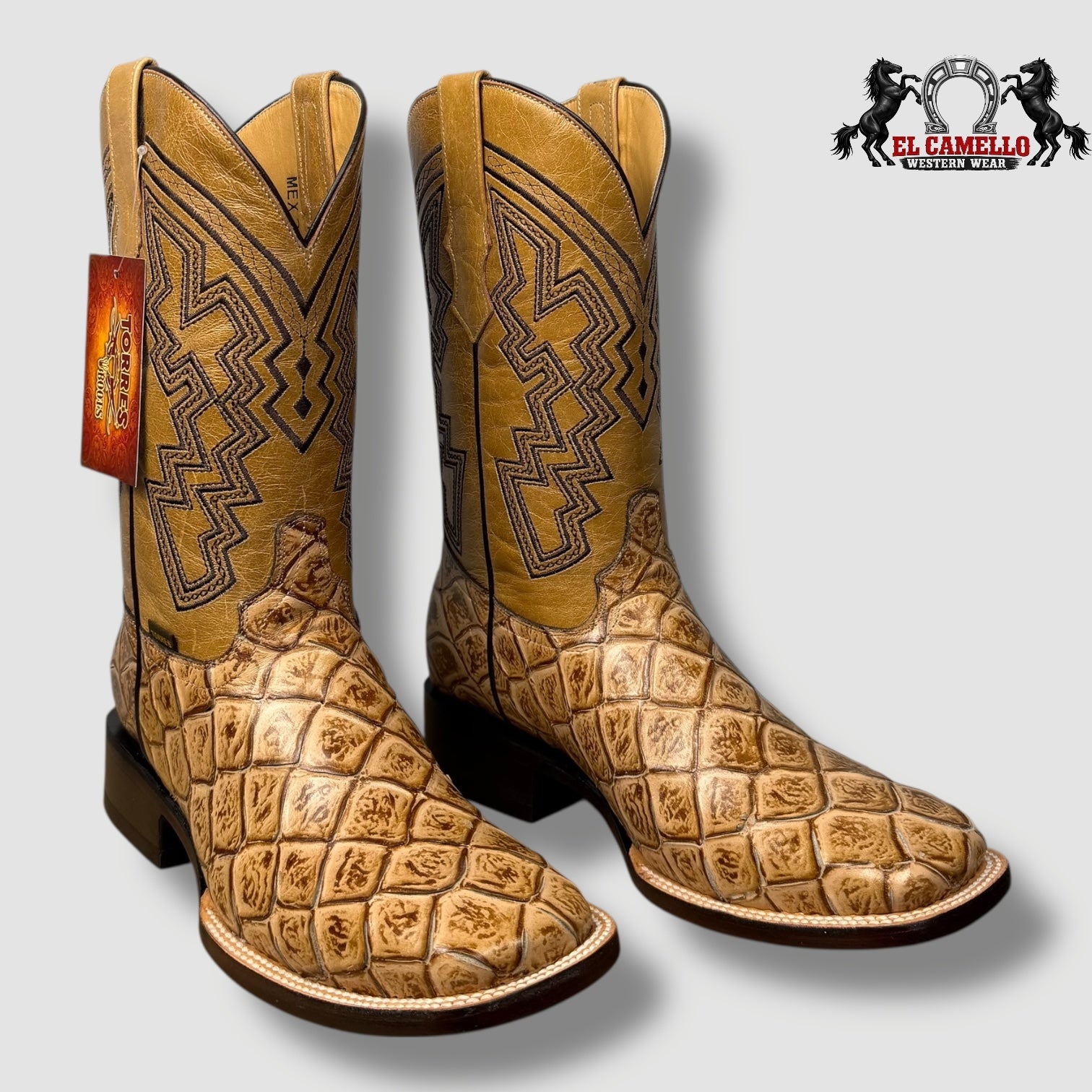 Pescado Grabado Arena Torres Boots