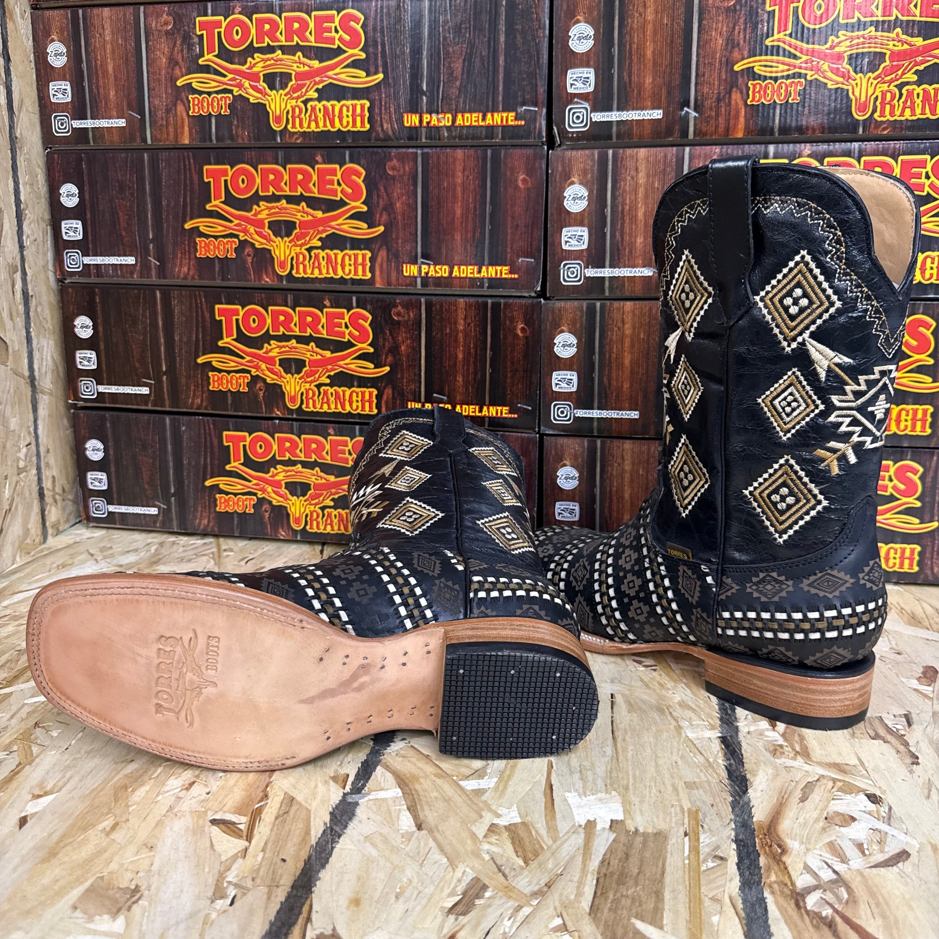Petatillo Azteca Negro
