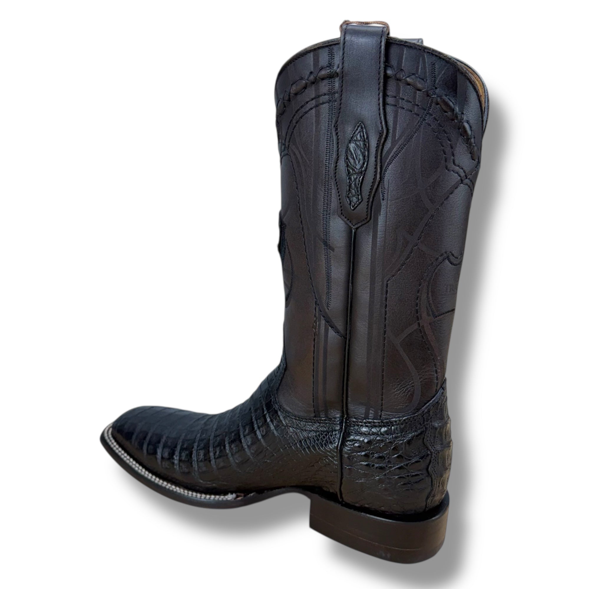 CU678 Engraved Black Cayman Western Boots
