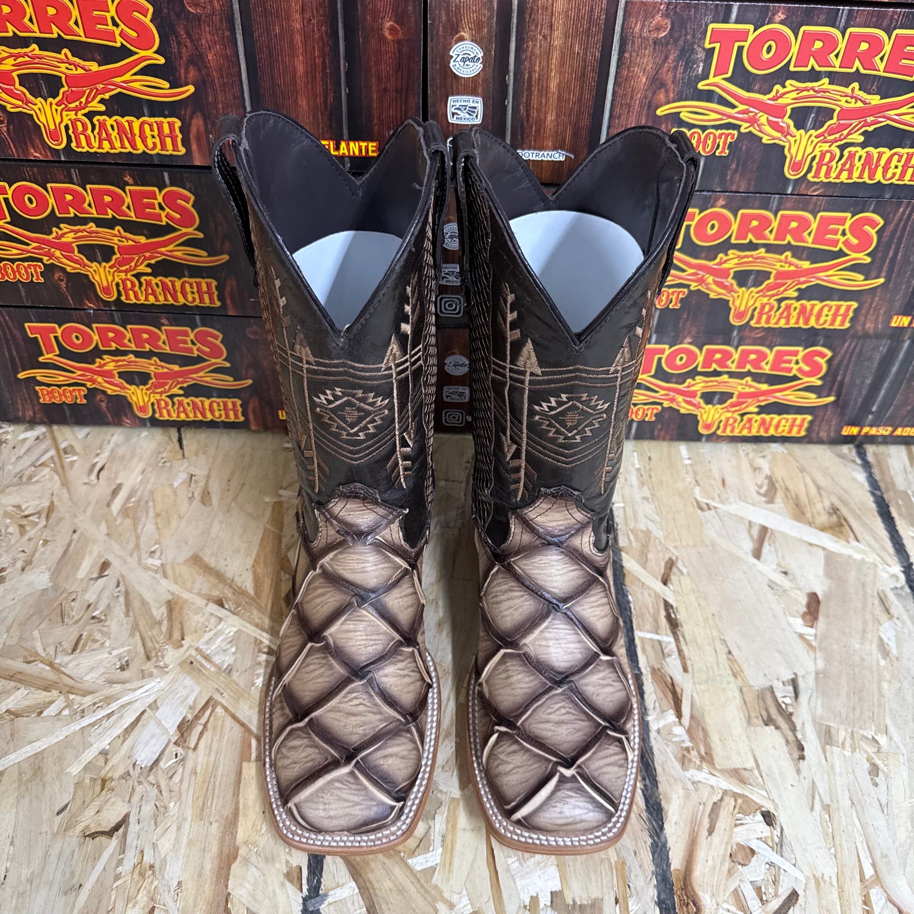 Print Pirarucu Fish Boot Sand