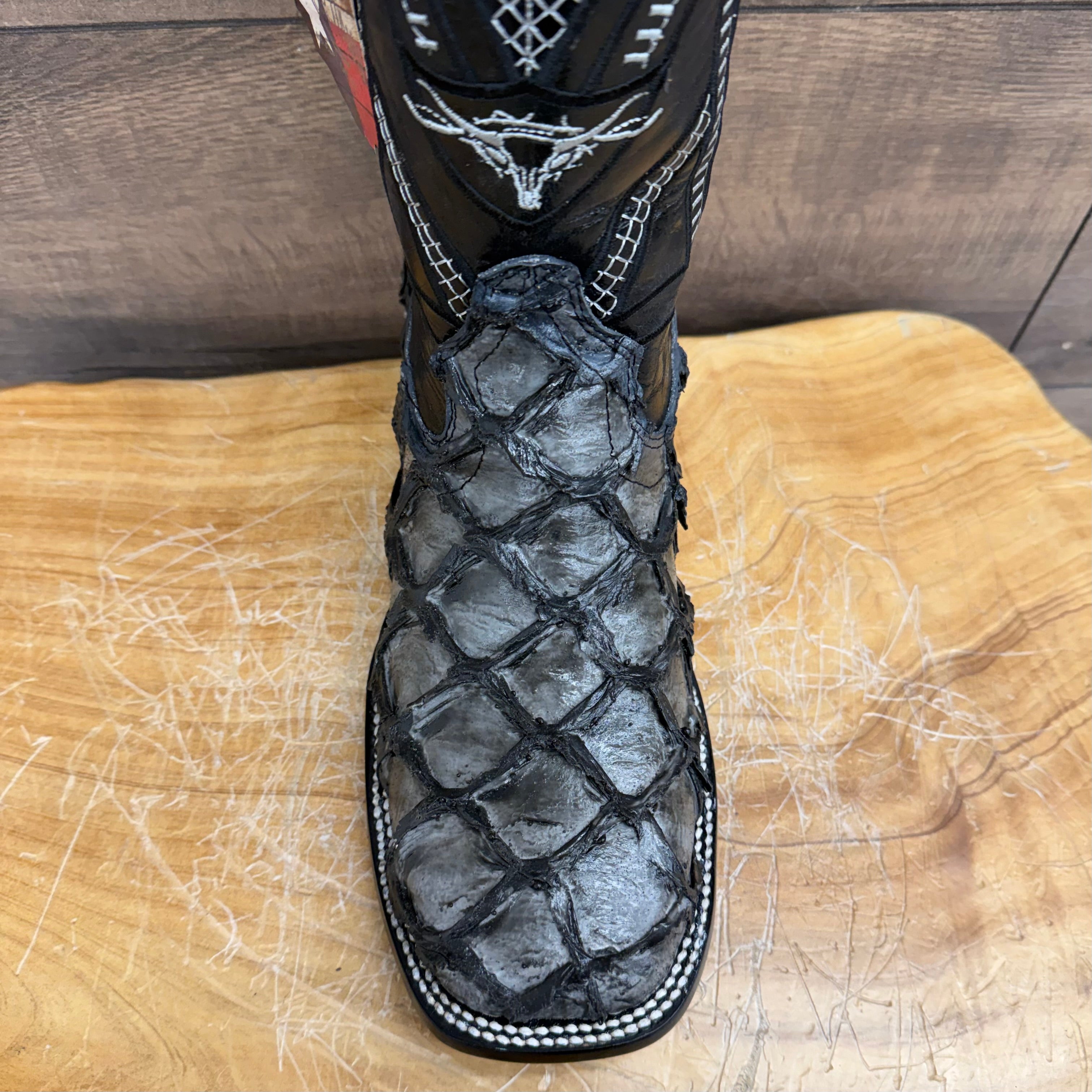 Piraruccu Print 2.0- Grey