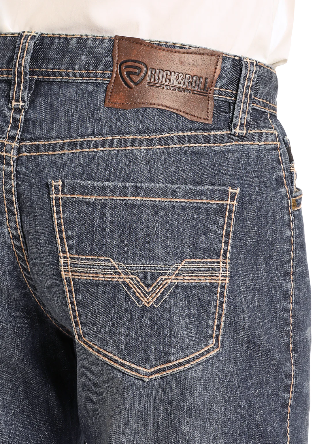 Relaxed Fit Small V Stackable Bootcut Jeans BMTBD04810