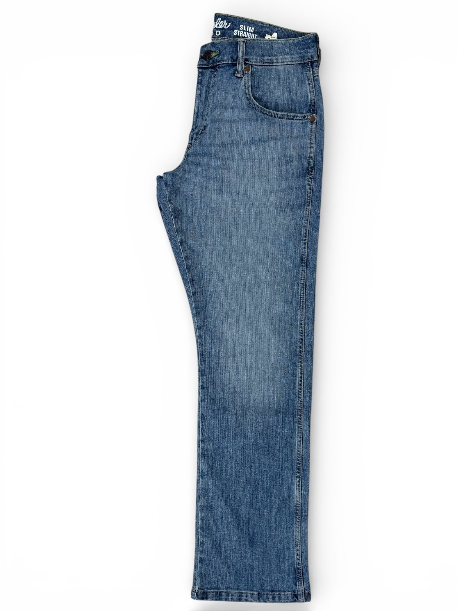 Wrangler Retro® Slim Straight Men’s Jeans – Medium Wash (Stretch) 10BMZJK