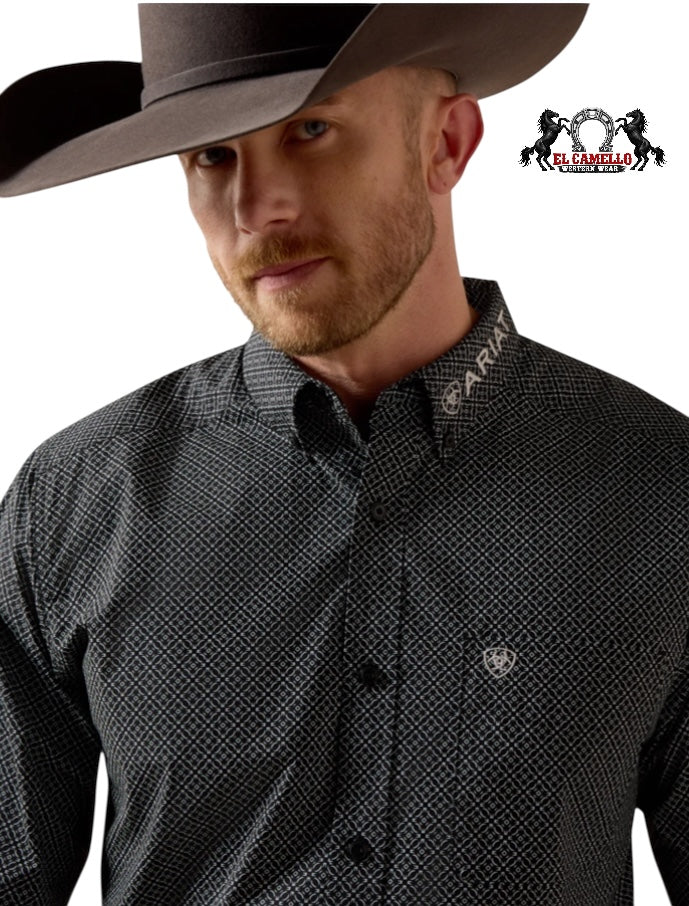 Ariat Men’s Black Medallion Print Western Shirt 10073630 – Classic Fit