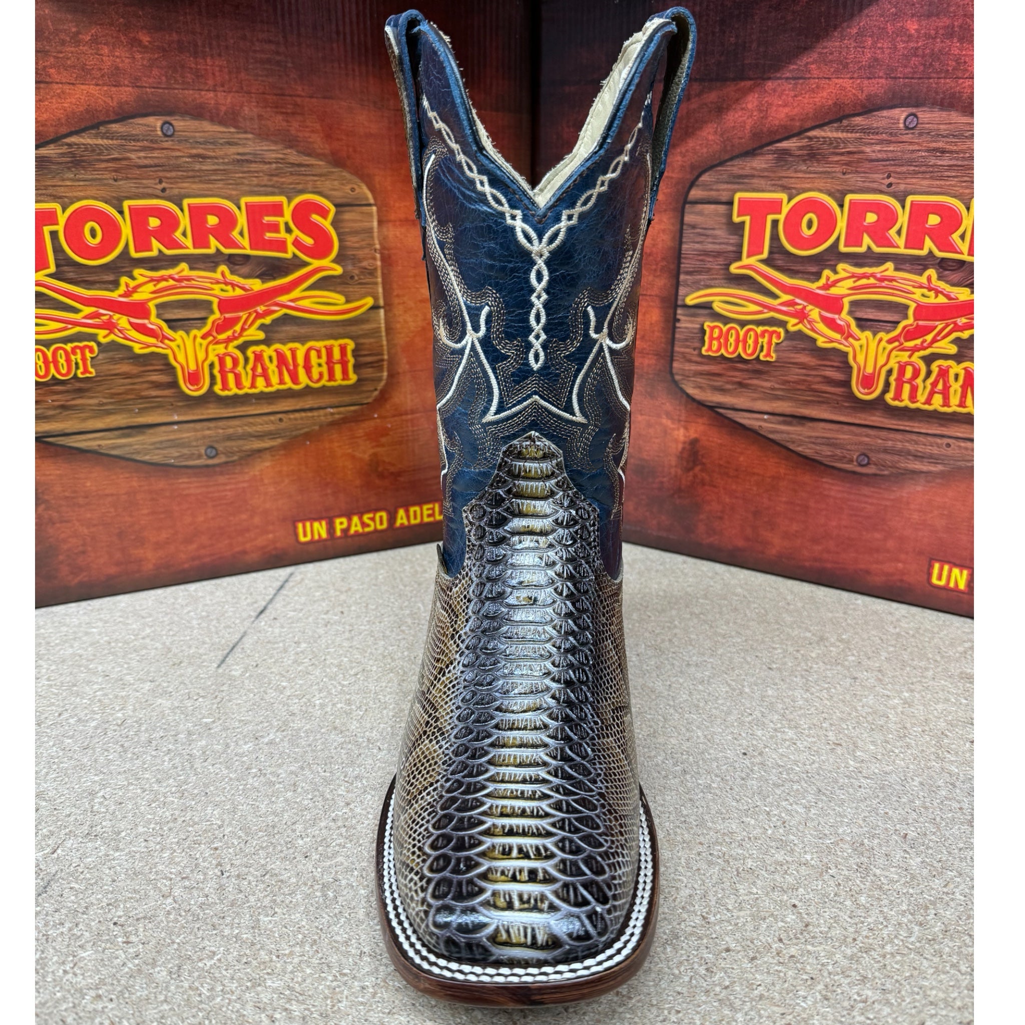 MIDNIGHT SERPENT TORRES BOOTS