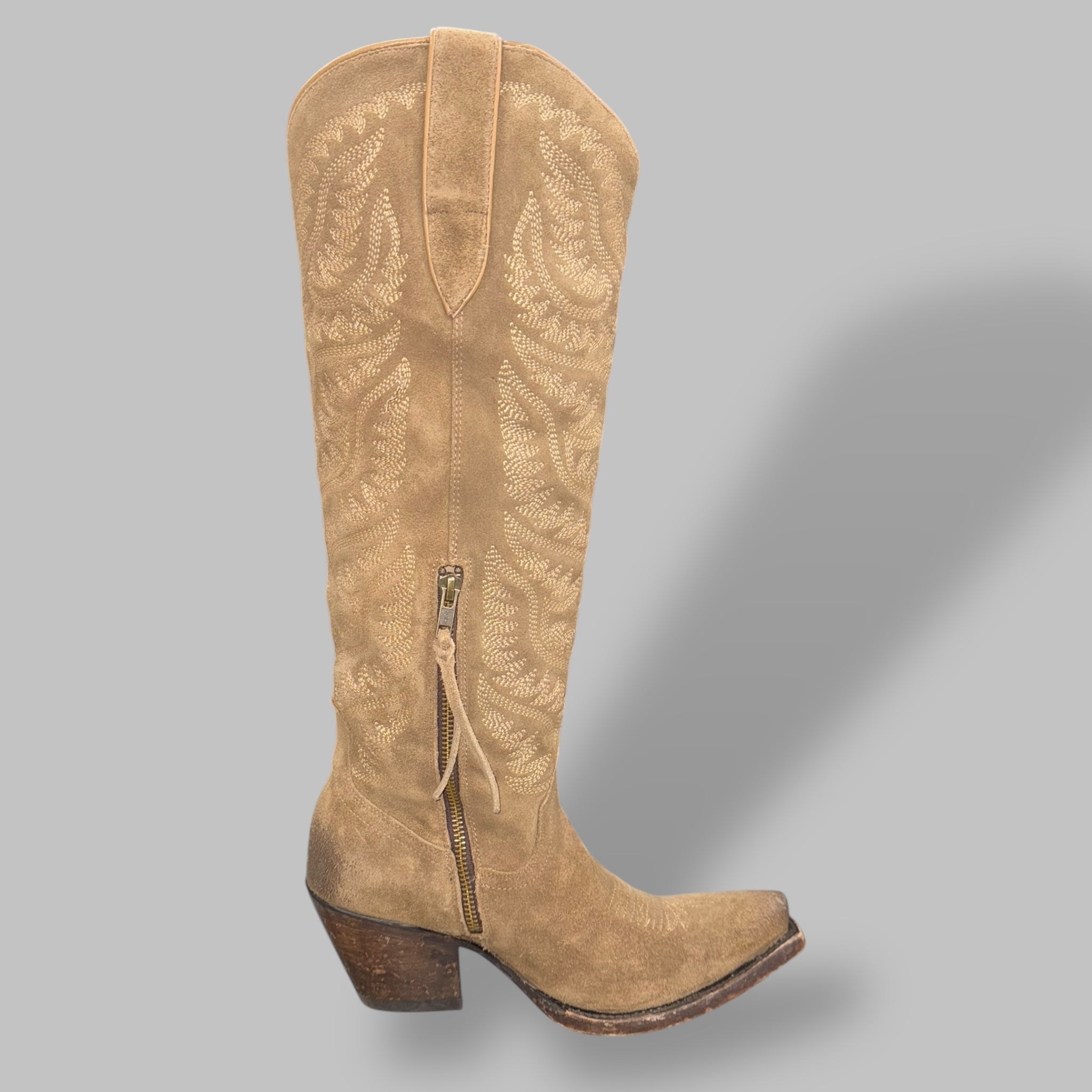 Wmns Laramie Stretchfit - Distressed Dijon Suede