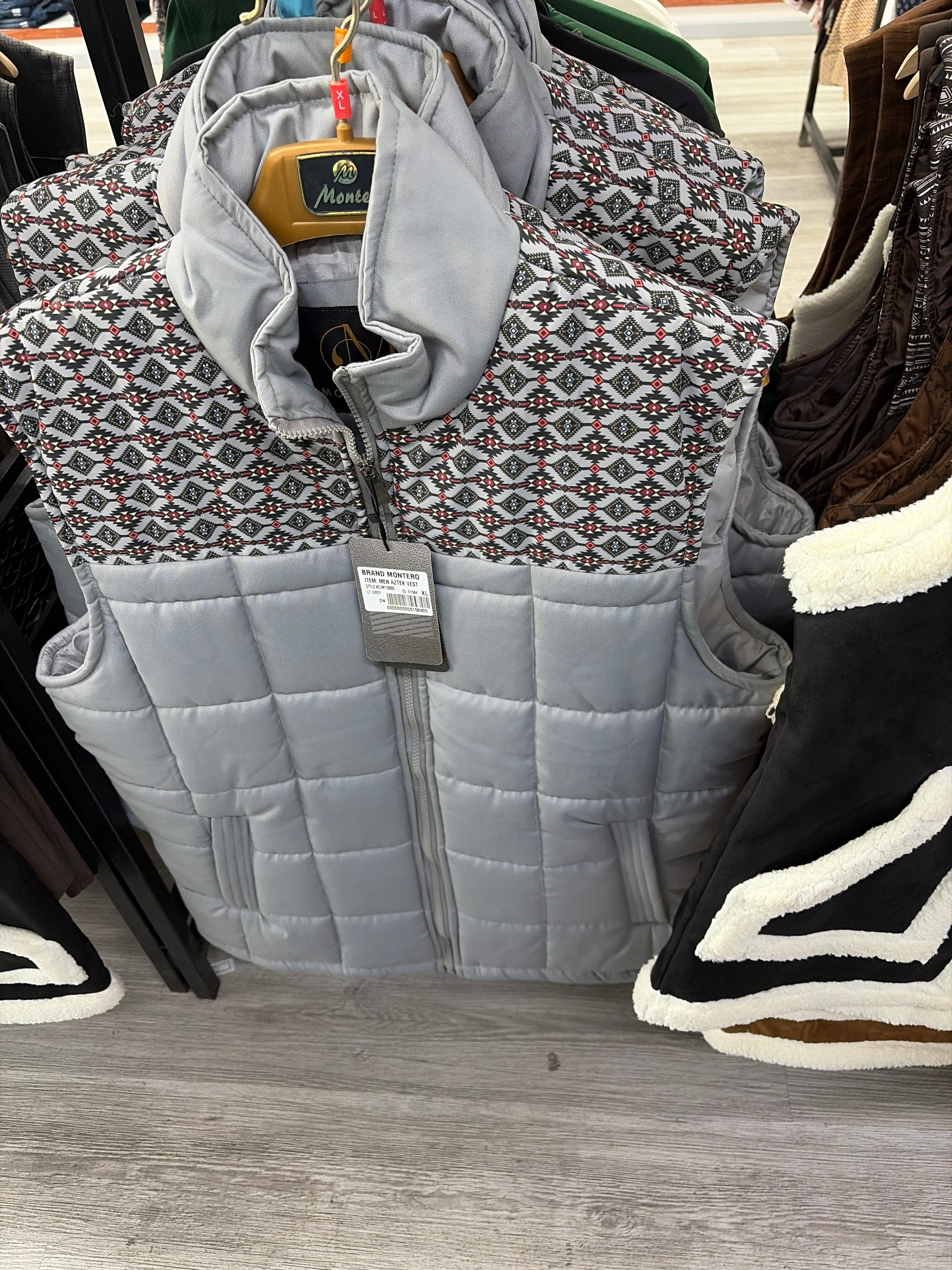 Men Montero Aztec Vest