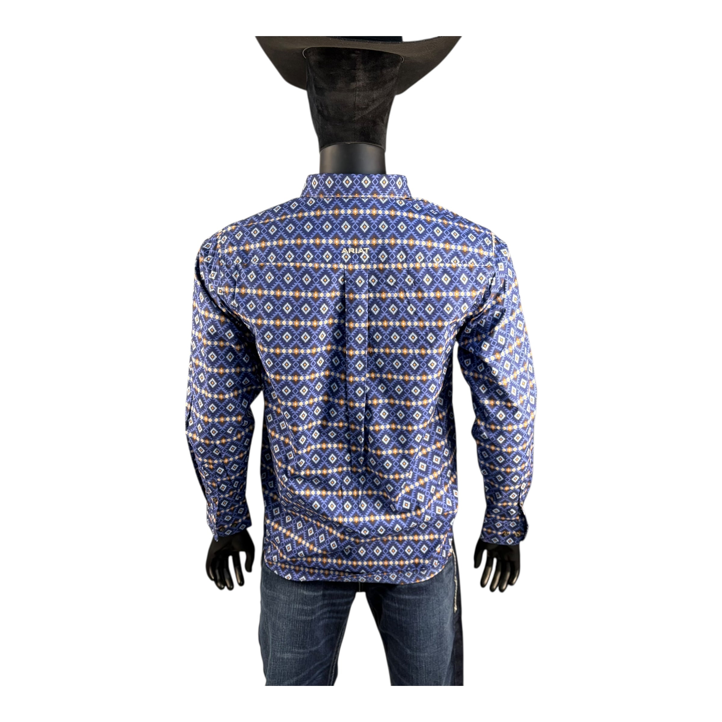 Ariat Men’s Fitted Long Sleeve Button-Down Shirt – Blue Aztec Print