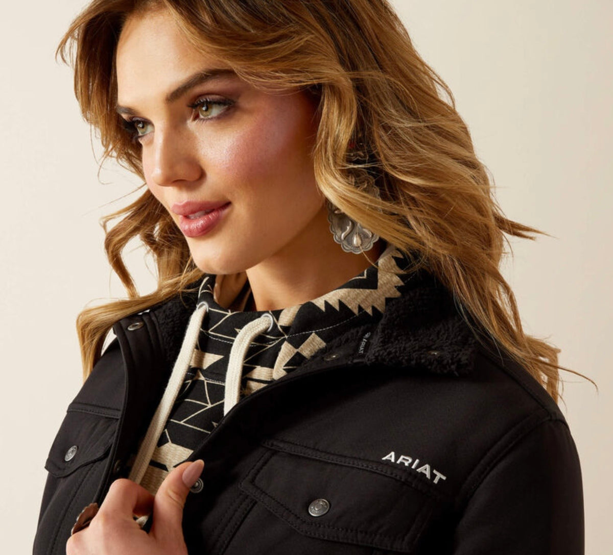 ARIAT WOMEN BERBER BLACK SOFTSHELL KJT