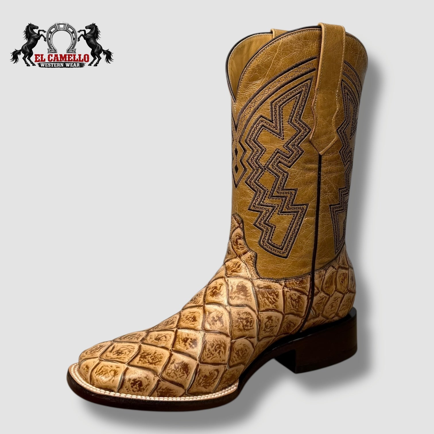 Pescado Grabado Arena Torres Boots