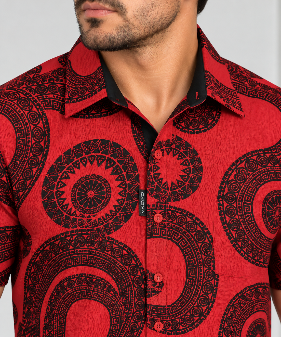 Chuxx Men’s Red & Black Medallion Print Short Sleeve Shirt FLKS-3456