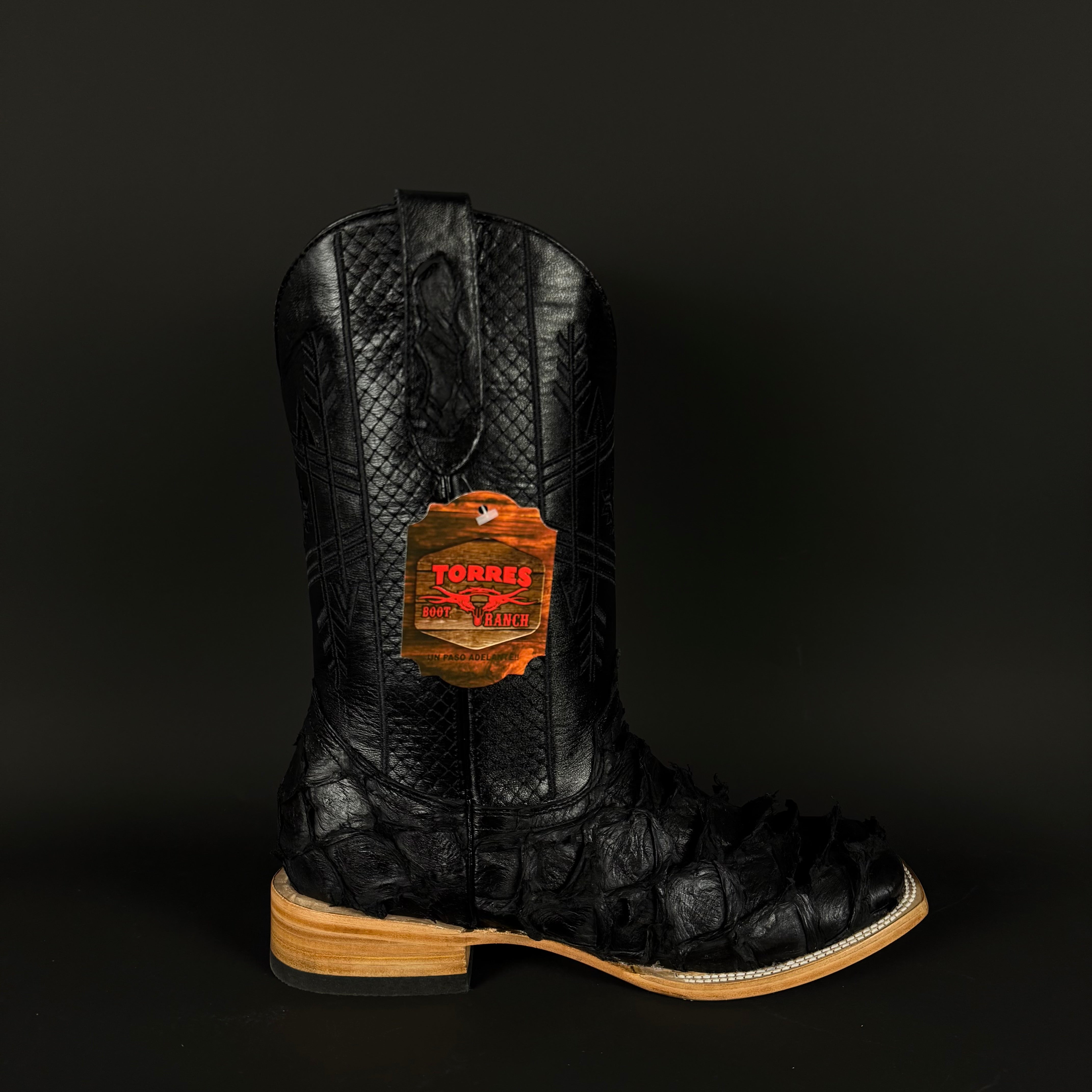 Torres Ranch - Genuine Piraruccu - Black