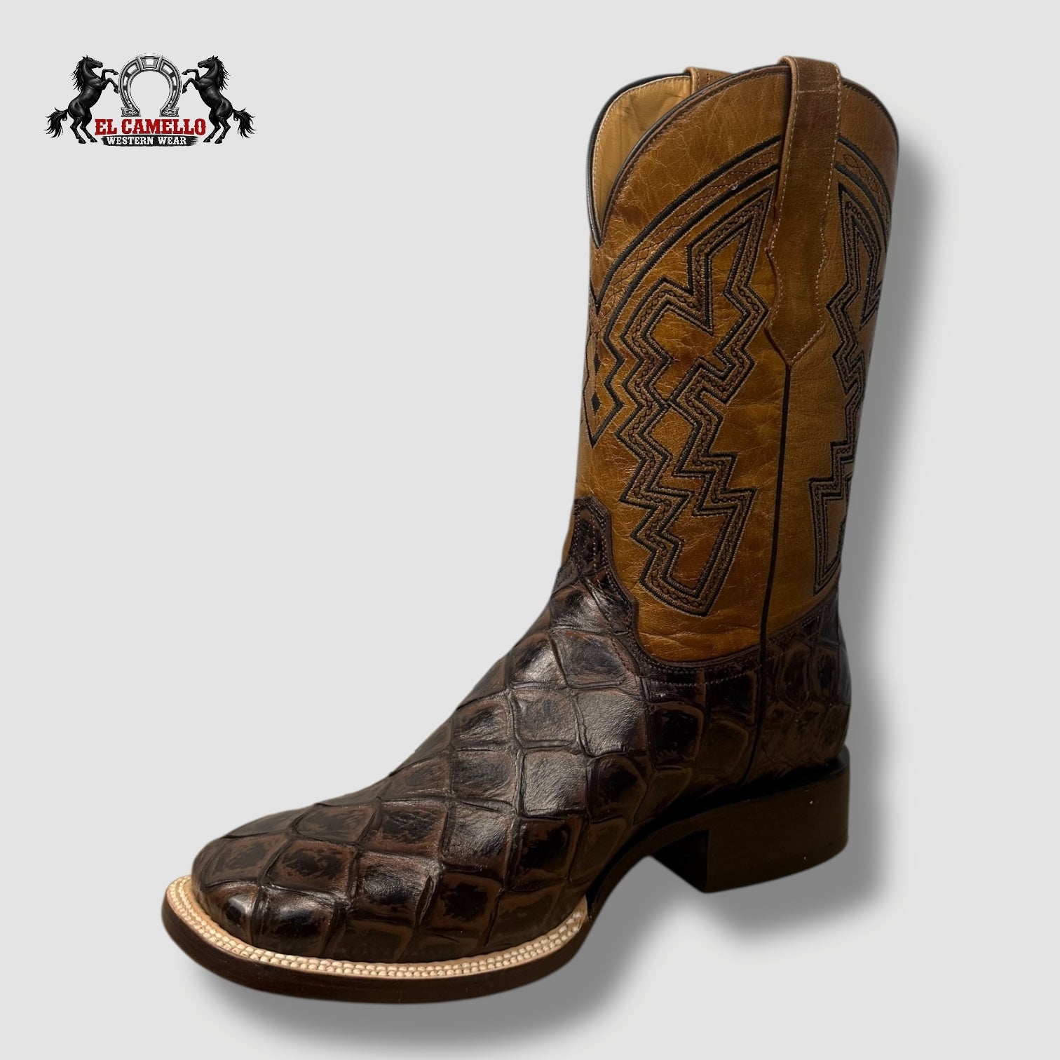 Pescado Grabado Café Torres Boots