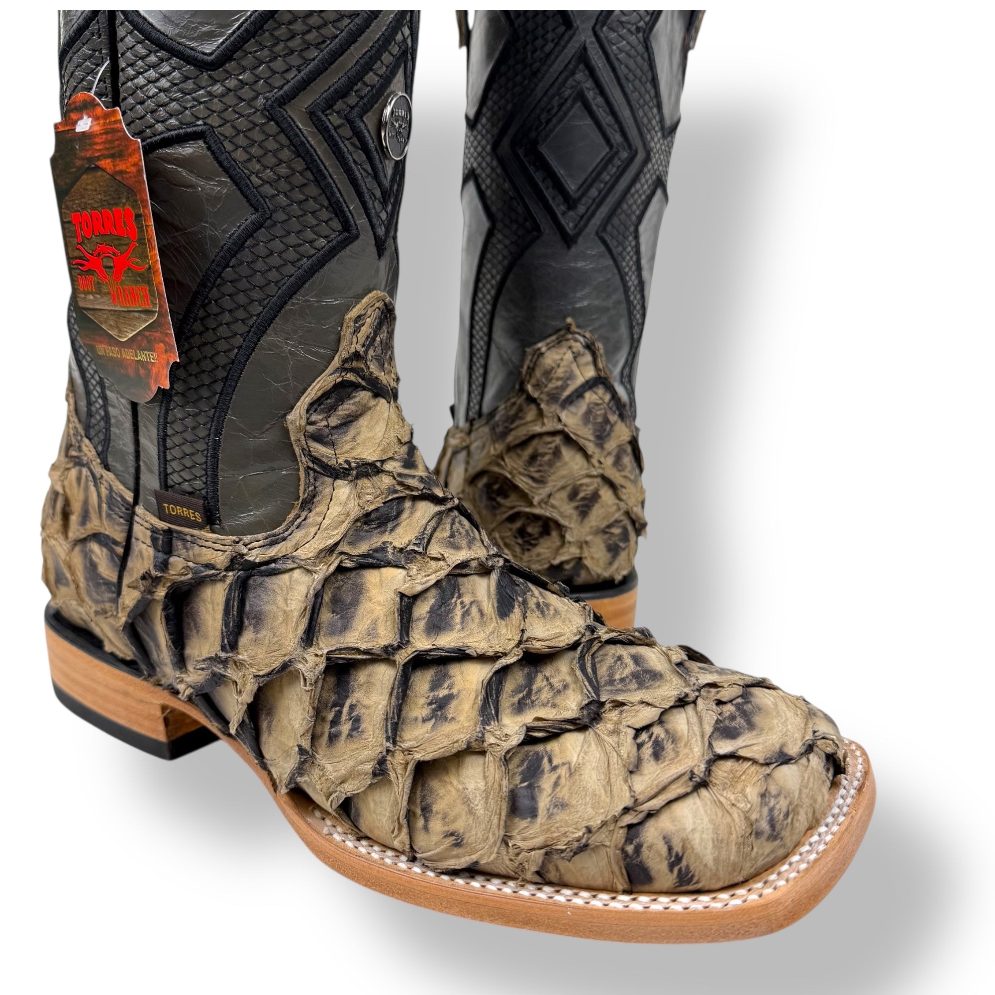Pirarucu Musgo Matte Square Toe Cowboy Boot