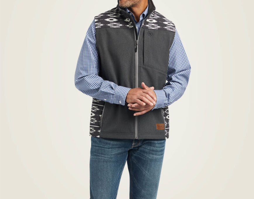 Ariat vernon 2.0 Men’s Charcoal Softshell Vest with Western Yoke Detail