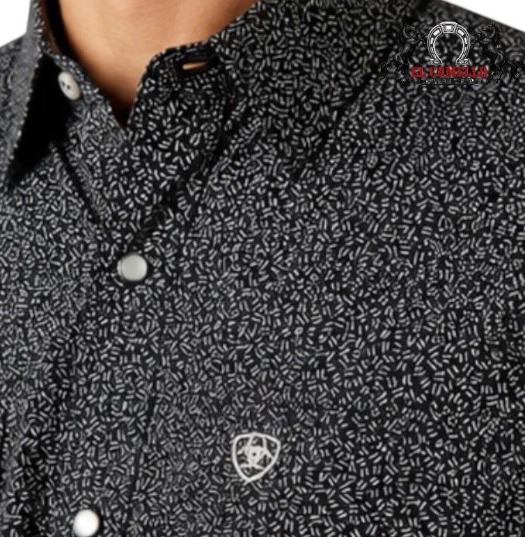 Ariat Men’s Black Micro Geo Print Long Sleeve Western Shirt 10079489