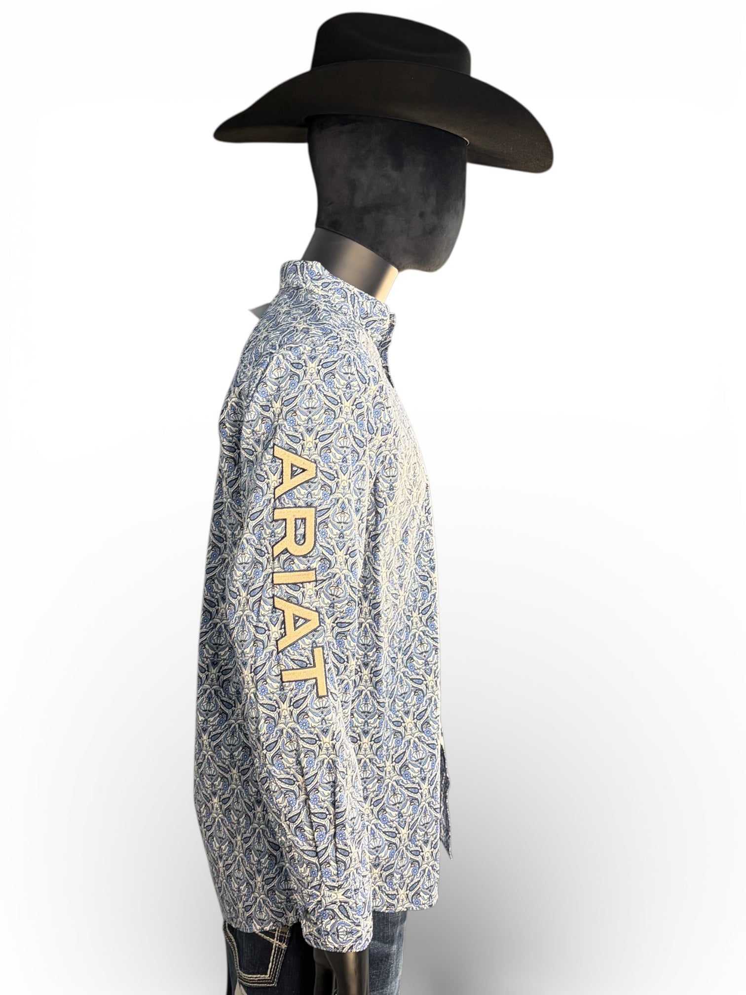 Ariat Men’s Blue & Cream Paisley Print Long Sleeve Button-Down Shirt