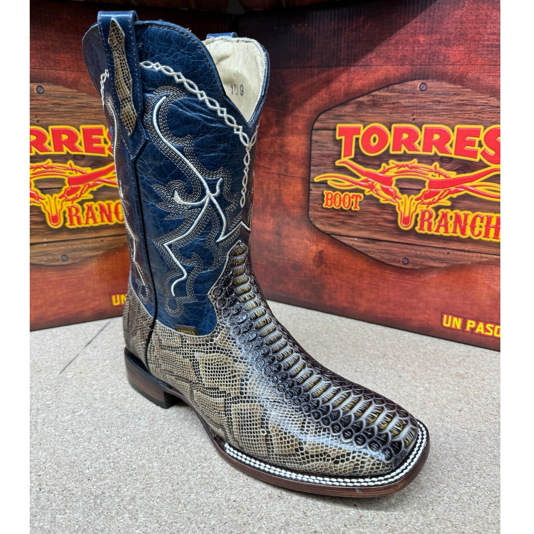 MIDNIGHT SERPENT TORRES BOOTS