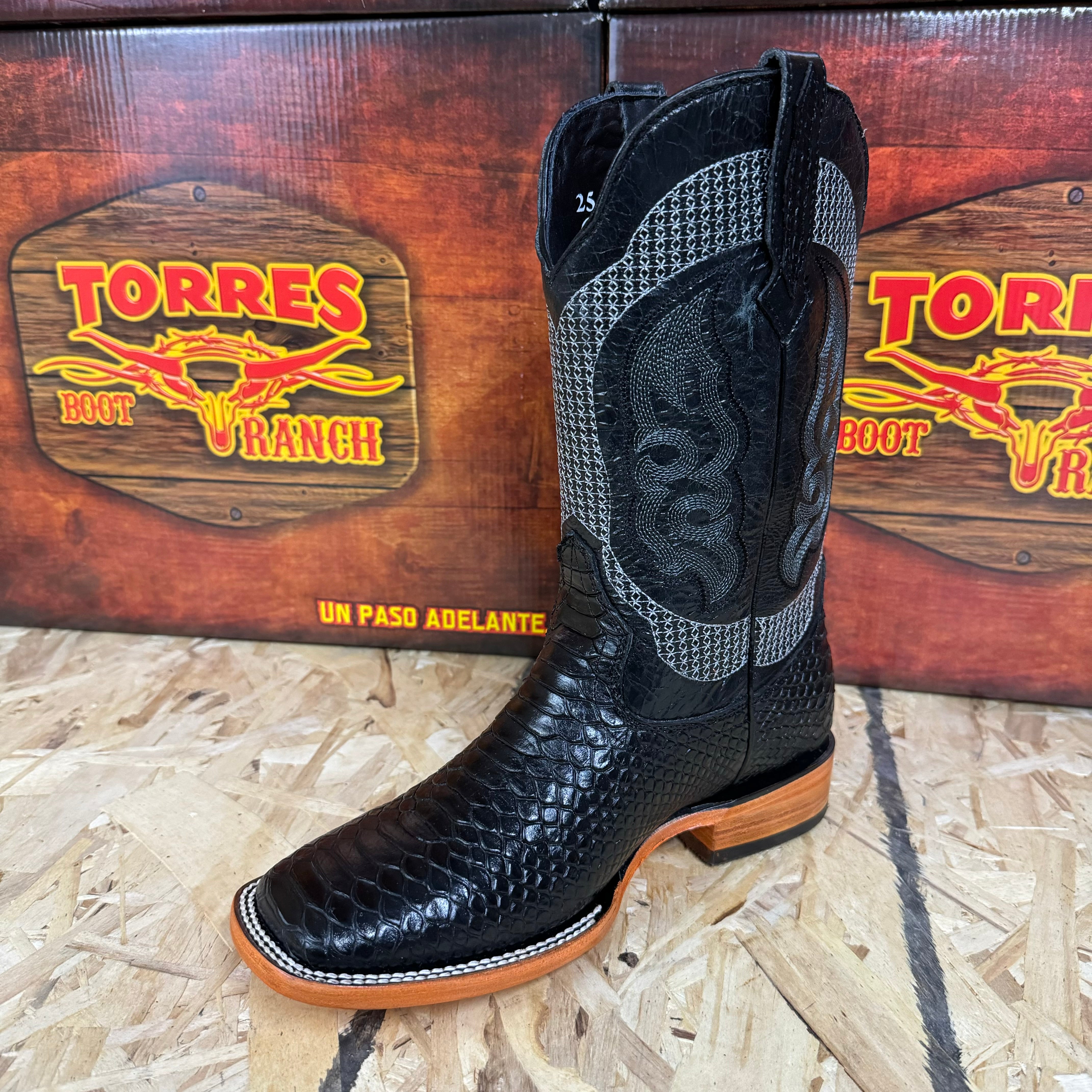 PITON NEGRO TORRES BOOT