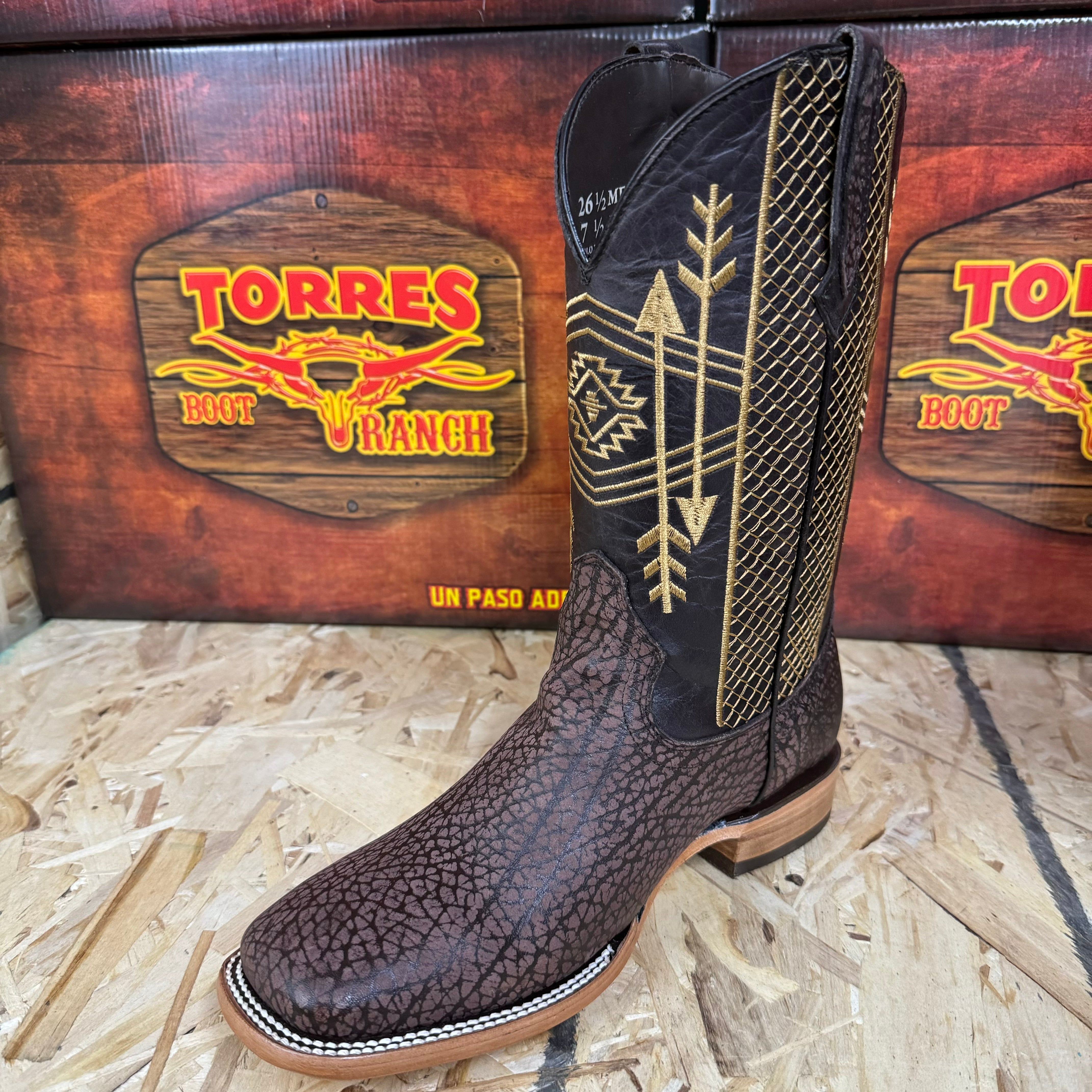 CUELLO DE TORO CAFÉ TORRES BOOT