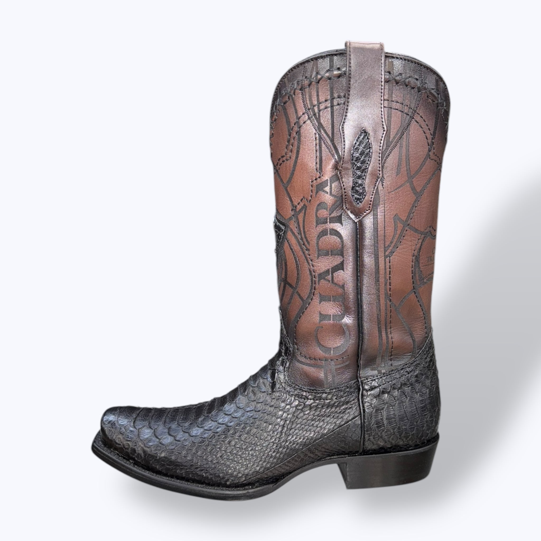 CU607 - MN Cuadra Plunge Black Python - Narrow Sq. Toe