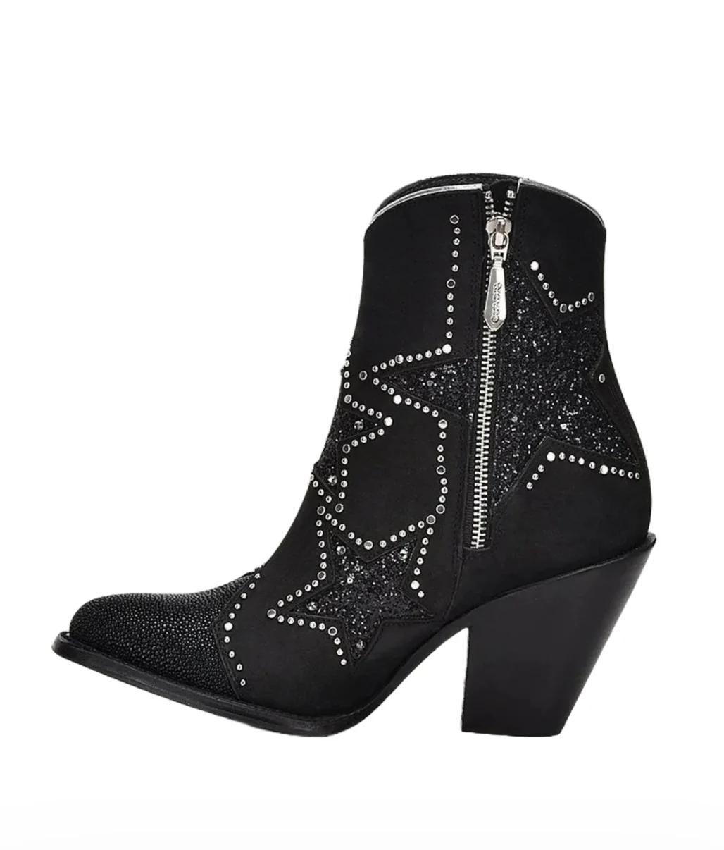 CUADRA LADIES STINGRAY ZIPPER & STUDS BLACK ROUND TOE BOOTIES CU760
